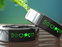 Smarty Ring：能显示手机提示信息的指环