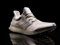 Adidas带来的3D打印运动鞋长这个样